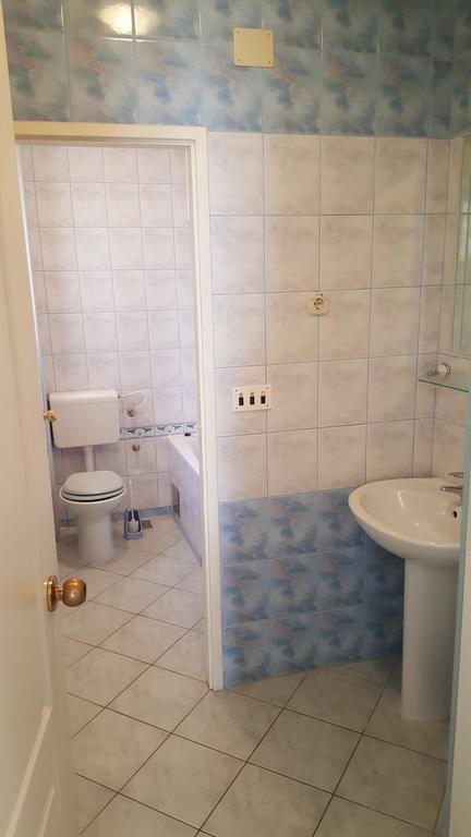 Apartment Marina Razanj Luaran gambar