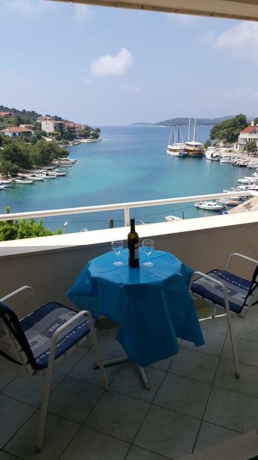 Apartment Marina Razanj Luaran gambar
