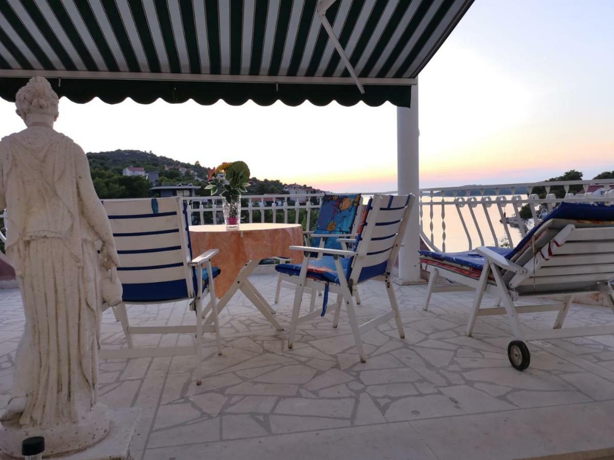 Apartment Marina Razanj Bilik gambar